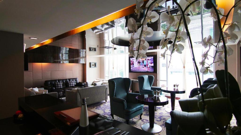 The Arista Hotel Palembang Esterno foto