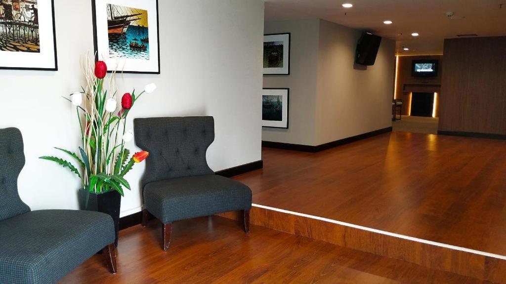 The Arista Hotel Palembang Esterno foto