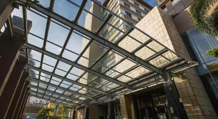 The Arista Hotel Palembang Esterno foto