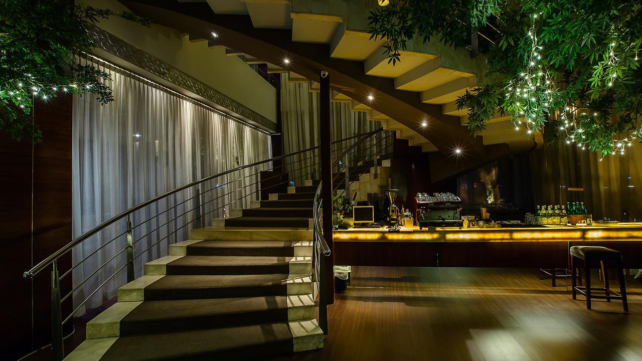 The Arista Hotel Palembang Esterno foto